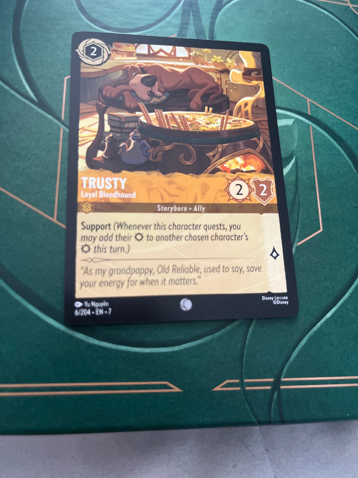 Disney Lorcana Trusty - Loyal Bloodhound 6/204 S7 NM/LP